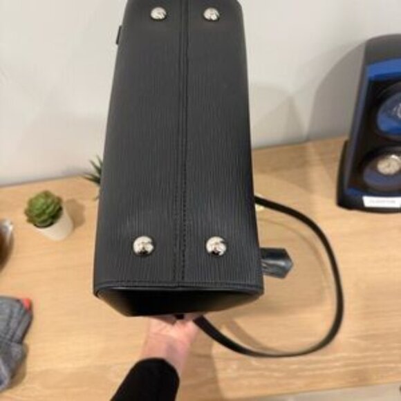 Cluny MM LV Bag - Picture 5 of 5